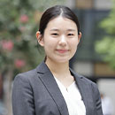 営業社員のバストアップ写真